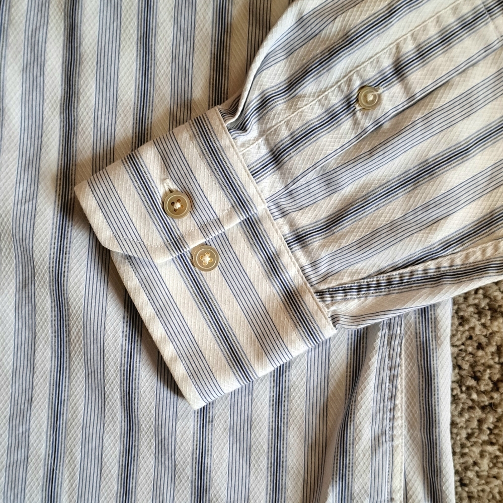 Express Design Studio Men's Blue and White Stripe Dress Shirt Size Medium - Picture 3 of 6